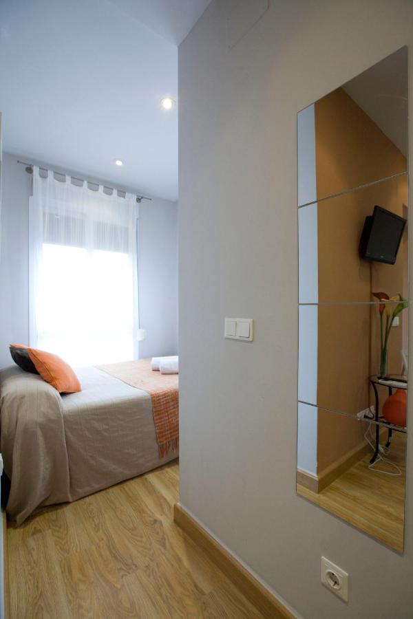 Apartamento Tirso De Molina マドリード エクステリア 写真