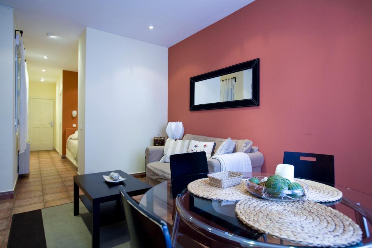 Apartamento Tirso De Molina マドリード エクステリア 写真